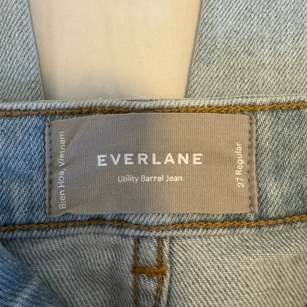 Everlane Utility Barrel Jean in Fog (EUC) - Picture 5 of 5